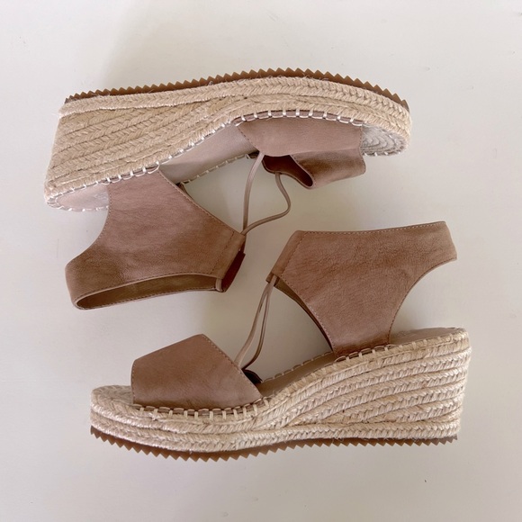 Eileen Fisher Women's Agnes Espadrille Wedge Sandals in Tan Leather, size 8.5 - Picture 9 of 10